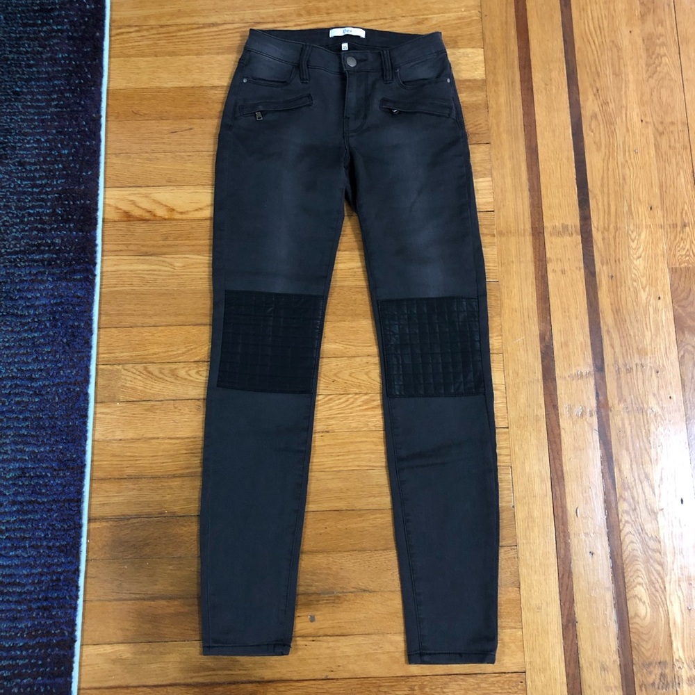 DEX JEANS With leather patch!